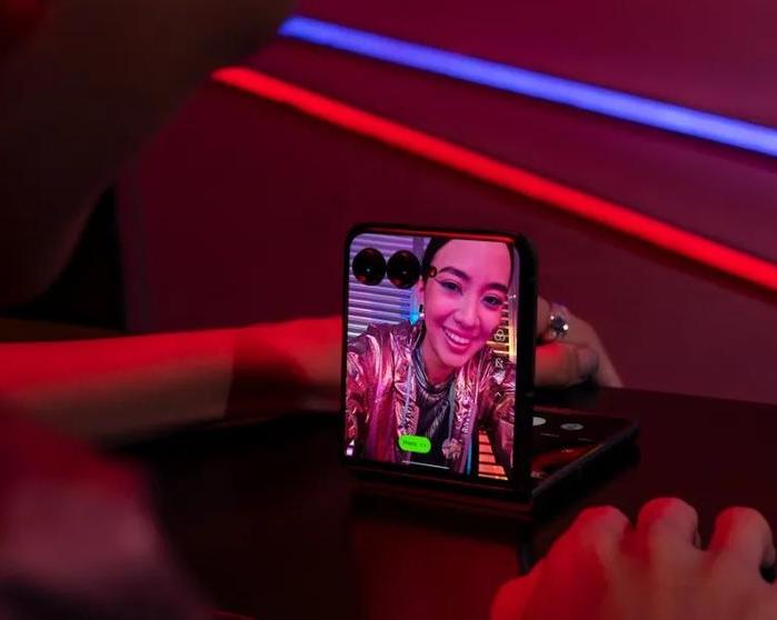 Компанией Motorola официально представлен Razr 50s / Смартфоны и телефоны / iXBT Live